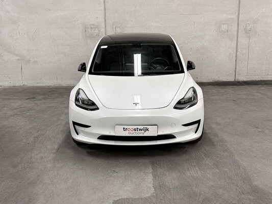 Tesla Model 3 Standard RWD Plus 60 kWh 2019 (Original-NL+1. Besitzer), G-114-FG