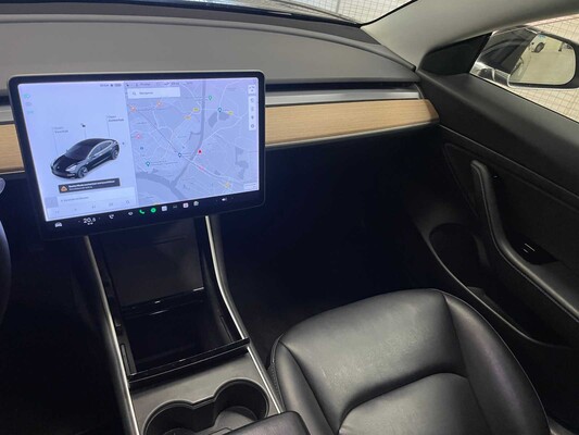 Tesla Model 3 Standard RWD Plus 60 kWh 2019 (Original-NL+1. Besitzer), G-201-RB