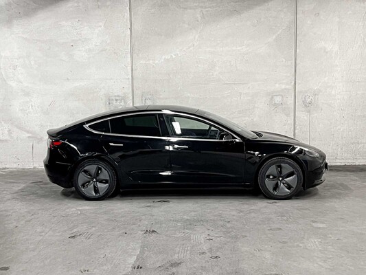 Tesla Model 3 Standard RWD Plus 60 kWh 2019 (Original-NL+1. Besitzer), G-201-RB