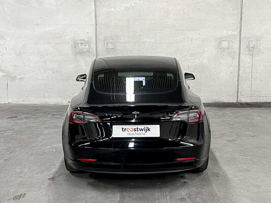 Tesla Model 3 Standard RWD Plus 60 kWh 2019 (Original-NL+1. Besitzer), G-201-RB