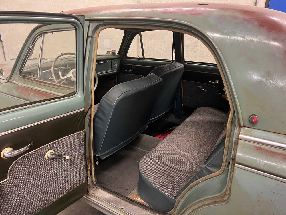 Peugeot 403 Saloon 67hp 1960, PM-72-03