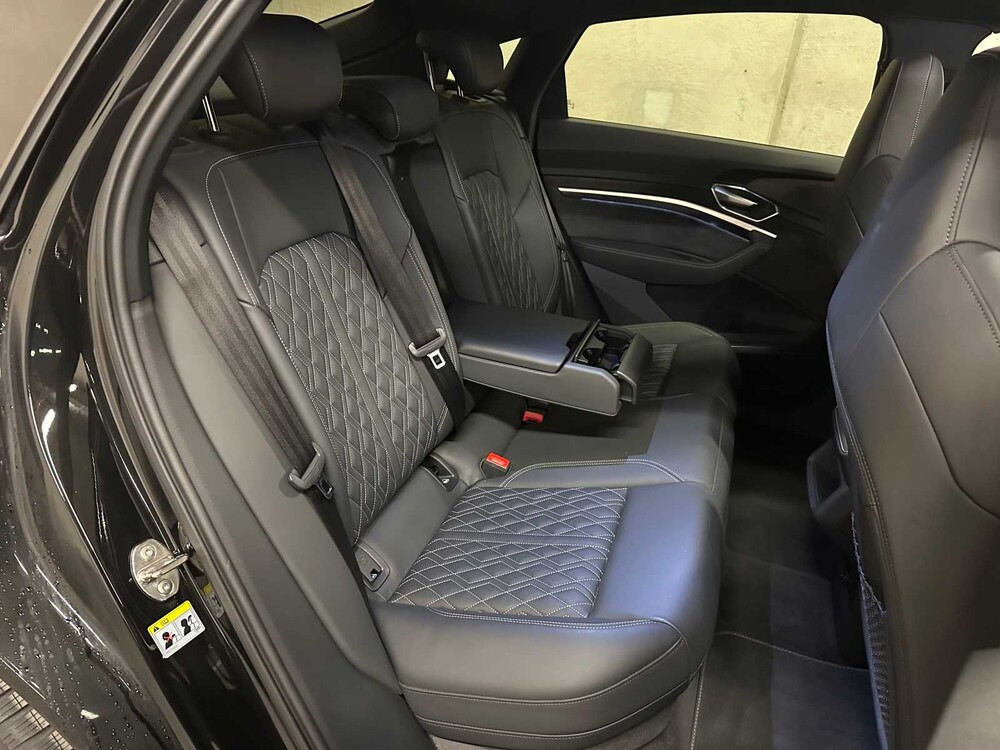 Audi e-tron Sportback 55 quattro S edition 95kWh 408hp 2020 (Original-NL+1st owner), K-796-DG