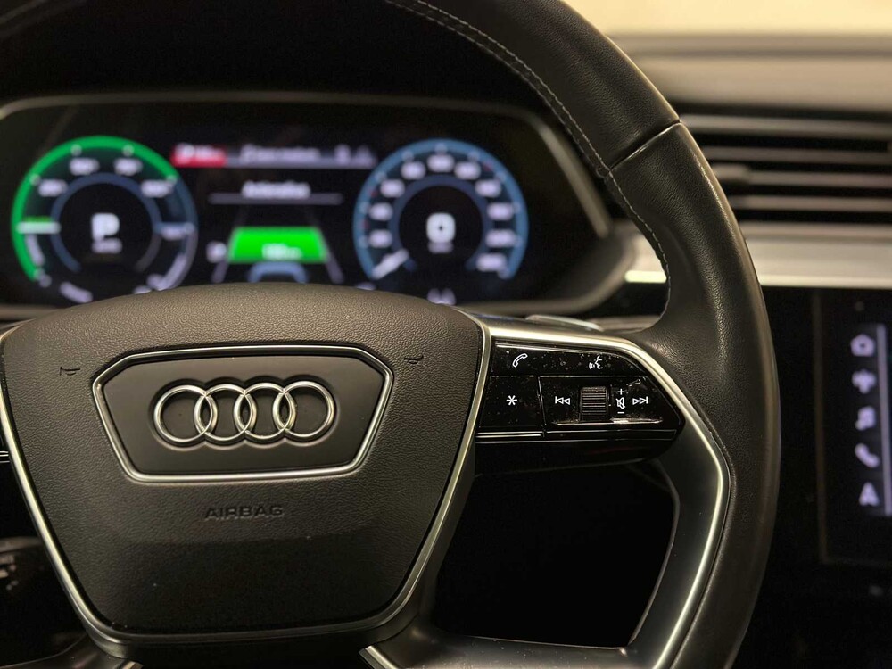 Audi e-tron Sportback 55 quattro S edition 95kWh 408hp 2020 (Original-NL+1st owner), K-796-DG