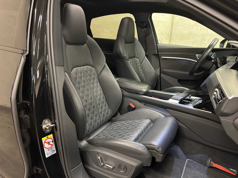 Audi e-tron Sportback 55 quattro S edition 95kWh 408hp 2020 (Original-NL+1st owner), K-796-DG