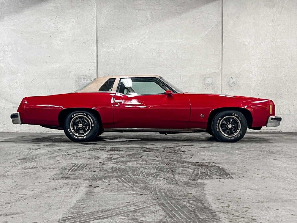 Pontiac Grand Prix 4.9 V8 Coupe 136hp 1977, 10-YE-74