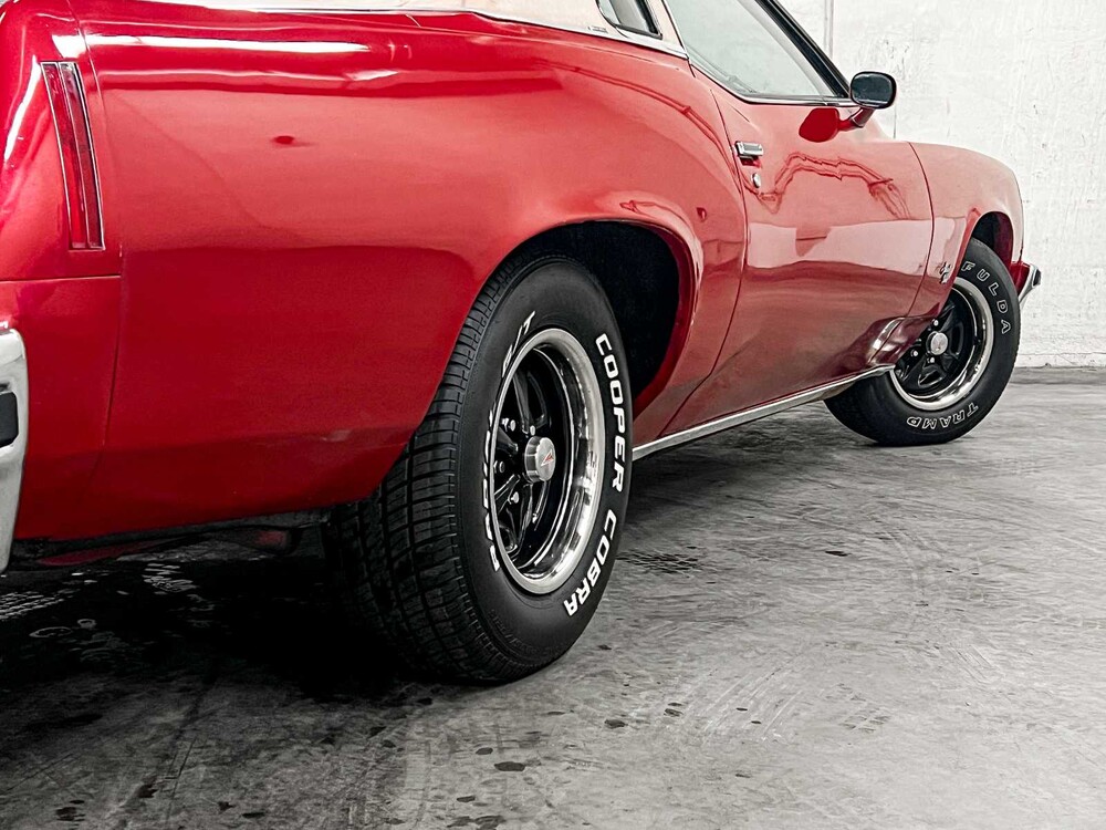 Pontiac Grand Prix 4.9 V8 Coupe 136hp 1977, 10-YE-74