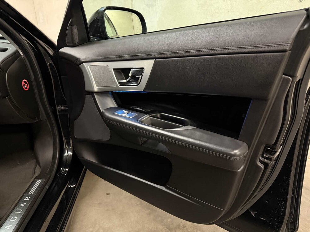 Jaguar XF S 3.0 V6 D Premium Business Edition 8-speed (Original-NL) 275hp 2013, 5-KGP-34