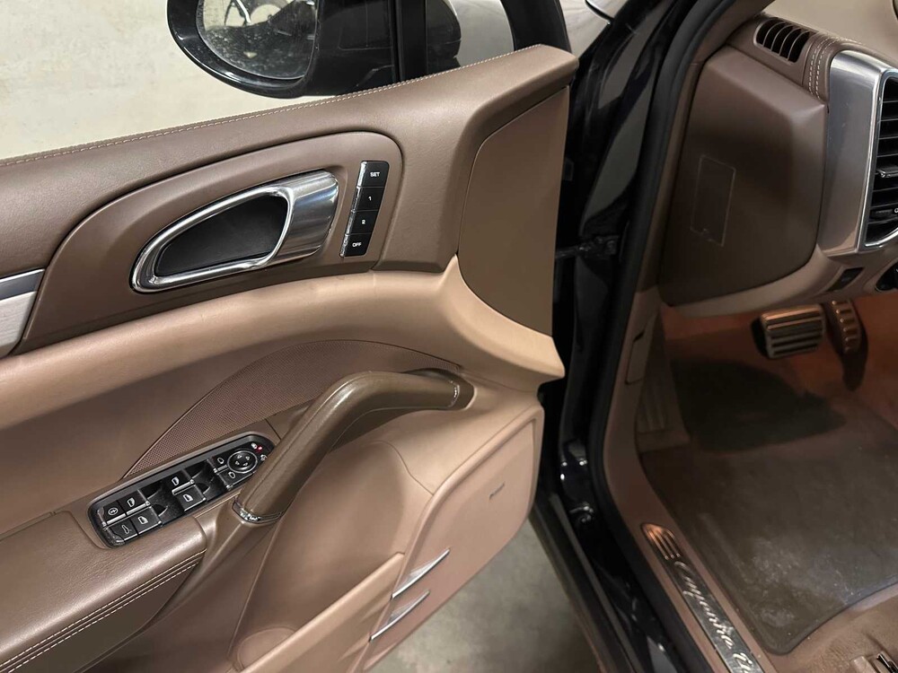 Porsche Cayenne 4.8 Turbo 500hp 2010, 74-TTP-3