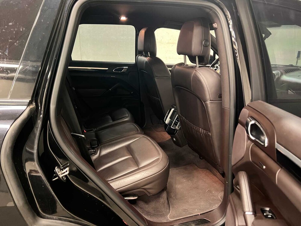 Porsche Cayenne S E-Hybrid 3.0 V6 416hp 2015 (Original-NL), GZ-024-N