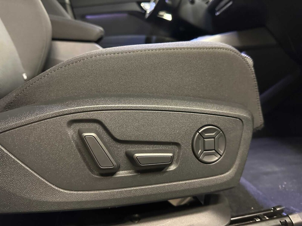 Audi Q4 e-tron 40 Launch edition Advanced 77 kWh 204hp 2021 (Original-NL+1st owner), L-090-PJ