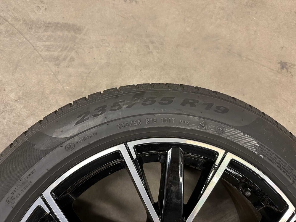 Audi Q4 e-tron 40 Launch edition Advanced 77 kWh 204hp 2021 (Original-NL+1st owner), L-090-PJ