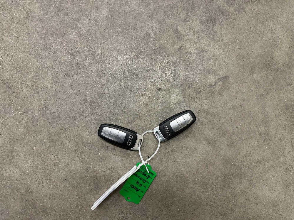 Audi Q4 e-tron 40 Launch edition Advanced 77 kWh 204hp 2021 (Original-NL+1st owner), L-090-PJ