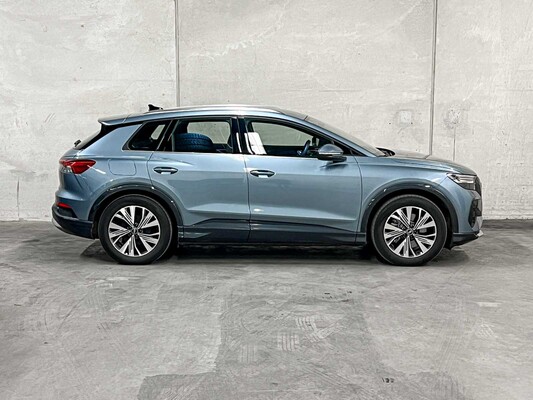 Audi Q4 e-tron 40 Launch edition Advanced 77 kWh 204PS 2021 (Original-NL+1. Besitzer), L-090-PJ