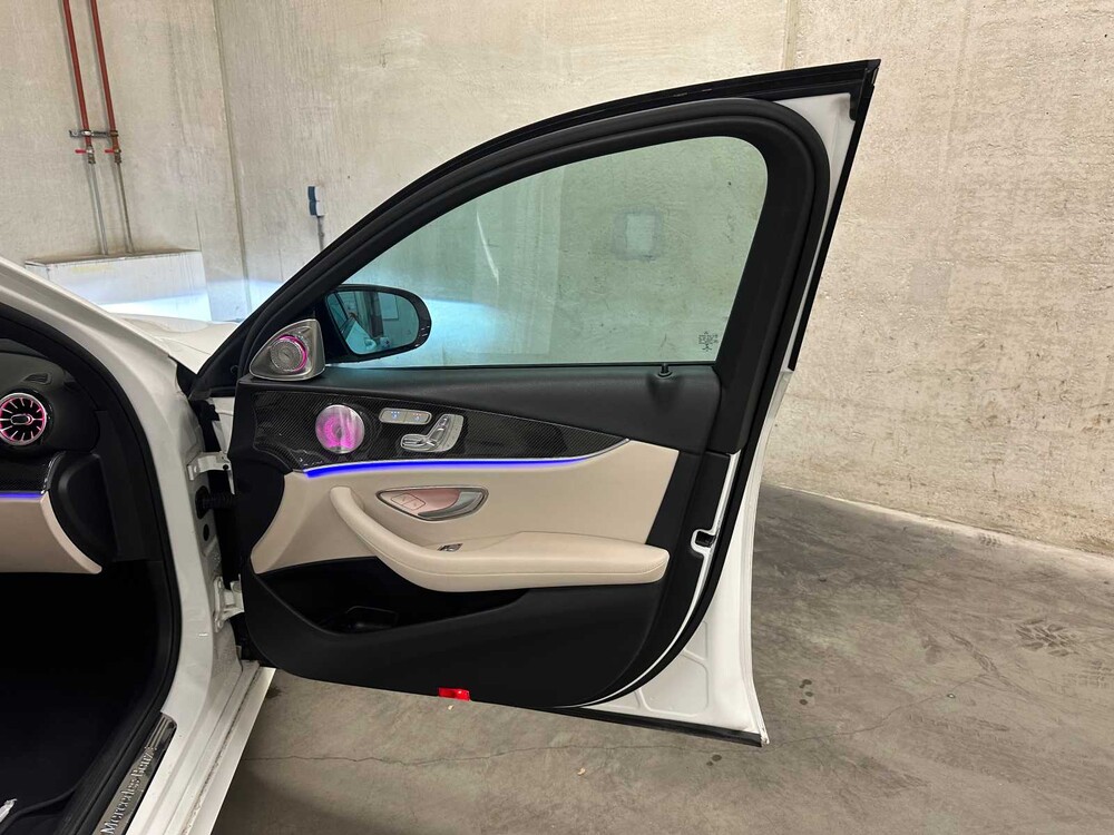 Mercedes-Benz E300 AMG 245hp 2019 E-Class, P-728-TX