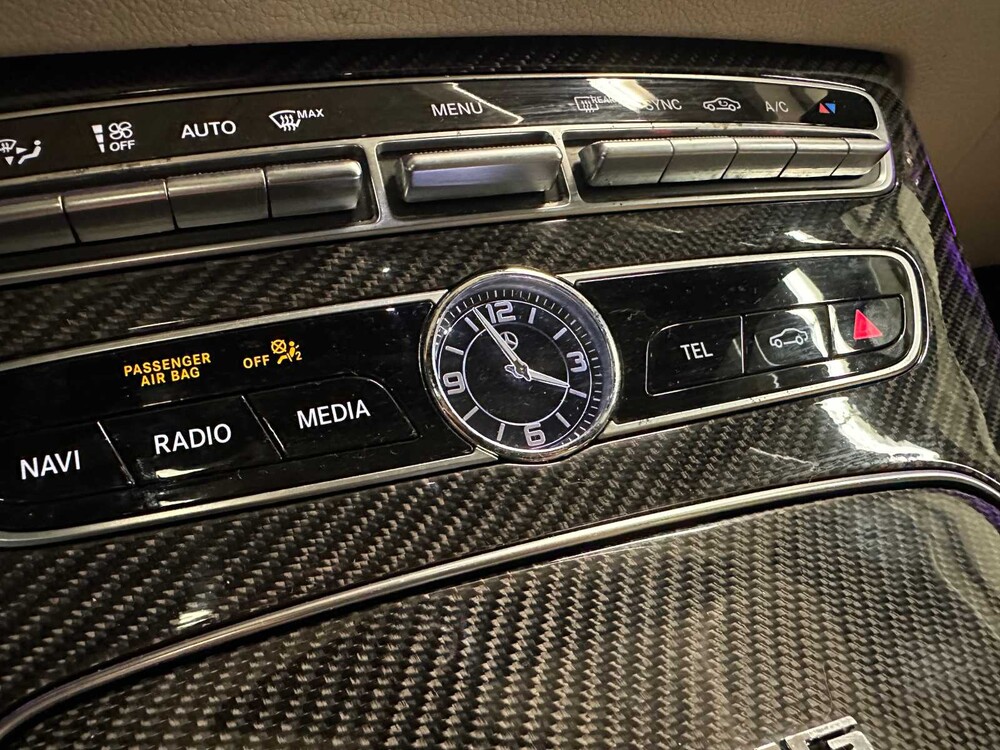 Mercedes-Benz E300 AMG 245hp 2019 E-Class, P-728-TX