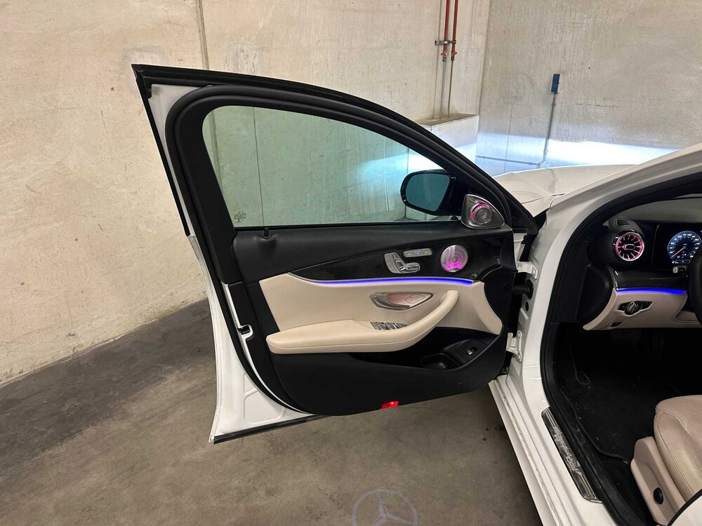 Mercedes-Benz E300 AMG 245hp 2019 E-Class, P-728-TX
