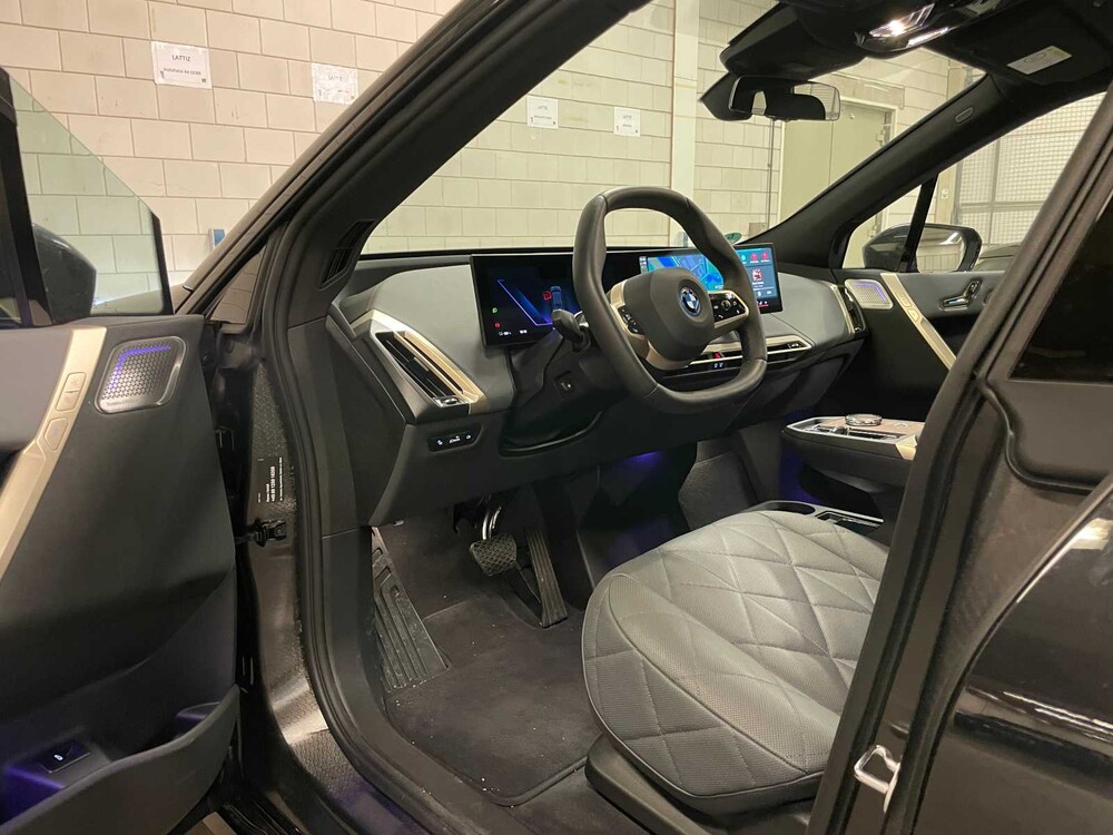 BMW IX M60 610hp 2023 (FACTORY WARRANTY)