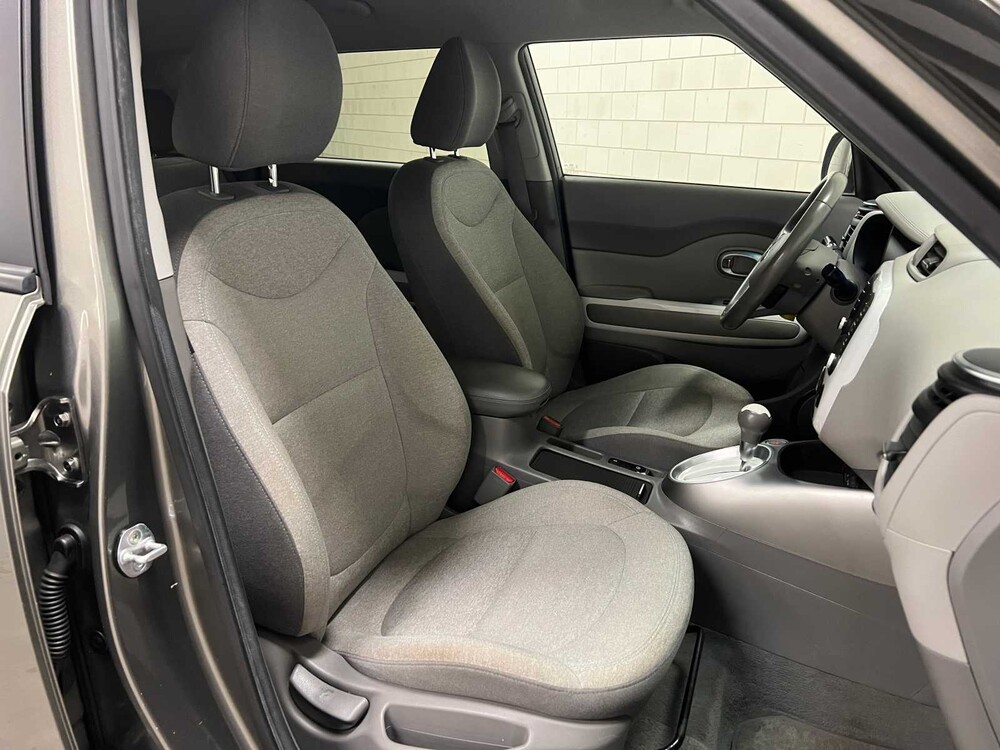 Kia Soul EV ExecutiveLine 27 kWh 110hp 2015, 8-ZSK-34