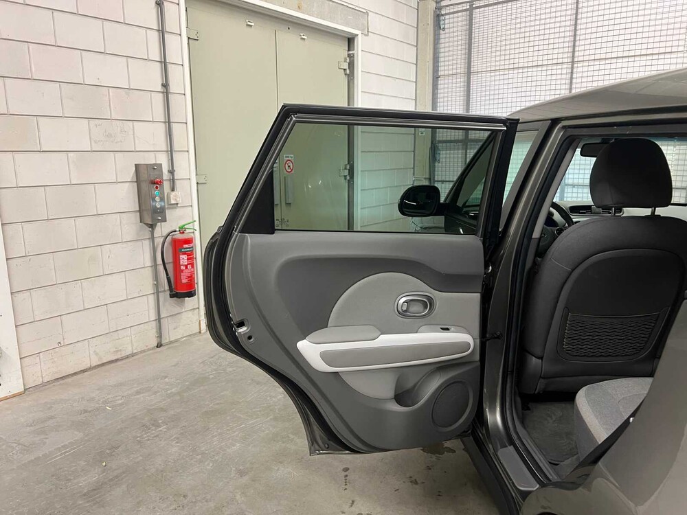 Kia Soul EV ExecutiveLine 27 kWh 110hp 2015, 8-ZSK-34