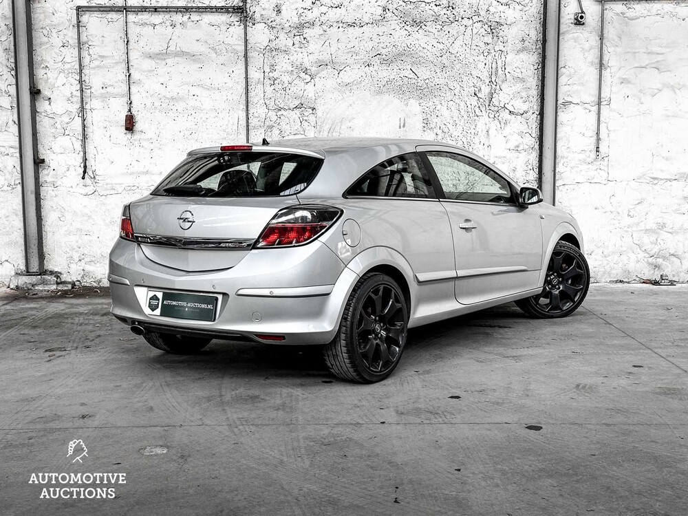 Opel Astra GTC 2.0 T OPC 2009, RB-172-H