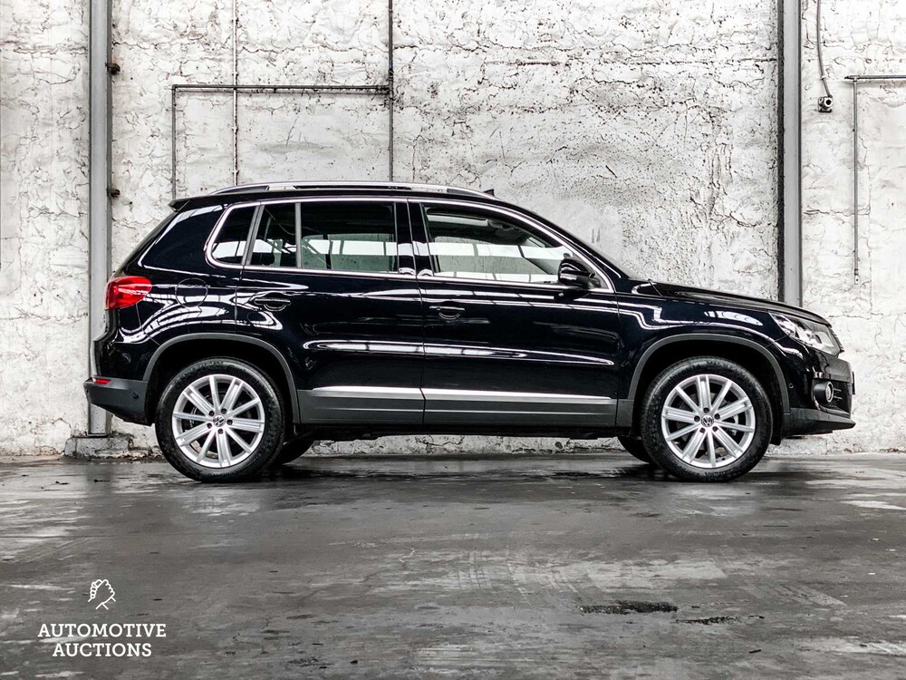 Volkswagen Tiguan 2.0 TSI Sport&Style 4Motion 179pk 2012 ORIG-NL, 25-XLL-7