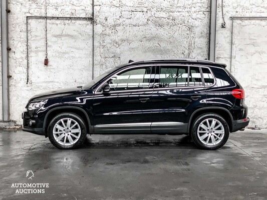 Volkswagen Tiguan 2.0 TSI Sport&Style 4Motion 179PS 2012 ORIG-GB, 25-XLL-7