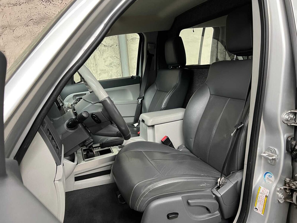 Jeep Cherokee Unlimited 2.8 Crd 177pk 2010 -Orig. NL-, 02-VTJ-5