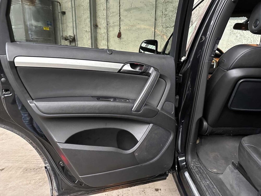 Audi Q7 TDI quattro 4.2 V8 326pk 2007, S-182-BB