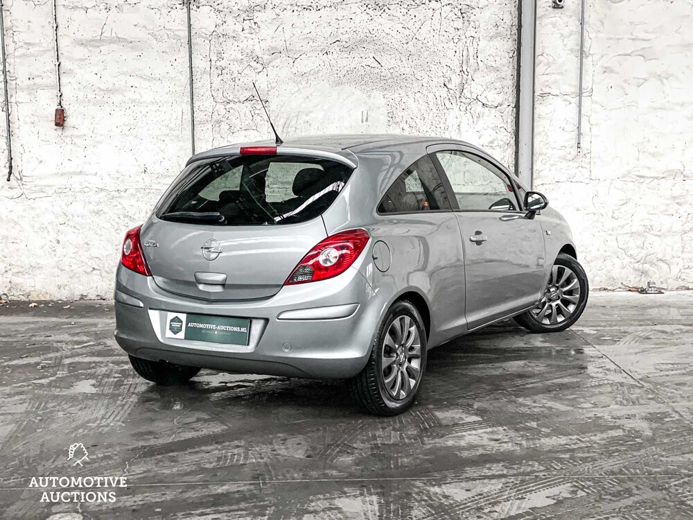 Opel Corsa 1.2 16V 111 Edition 86pk 2010 -Orig. NL-, 75-LVG-9