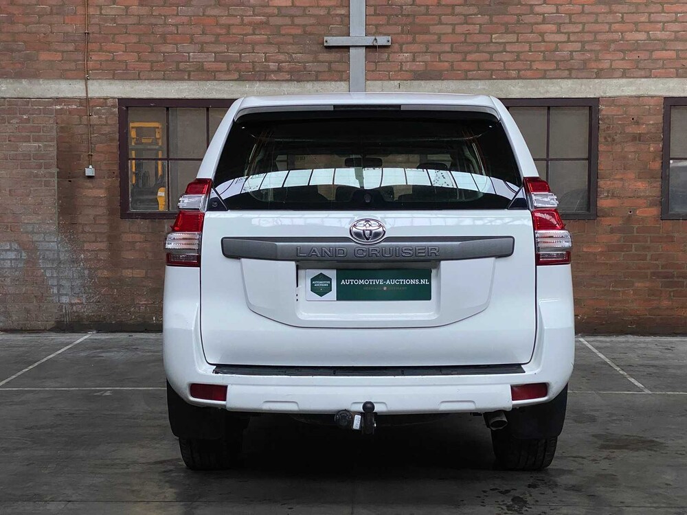 Toyota Land Cruiser 4x4 2.8D 177pk 2016