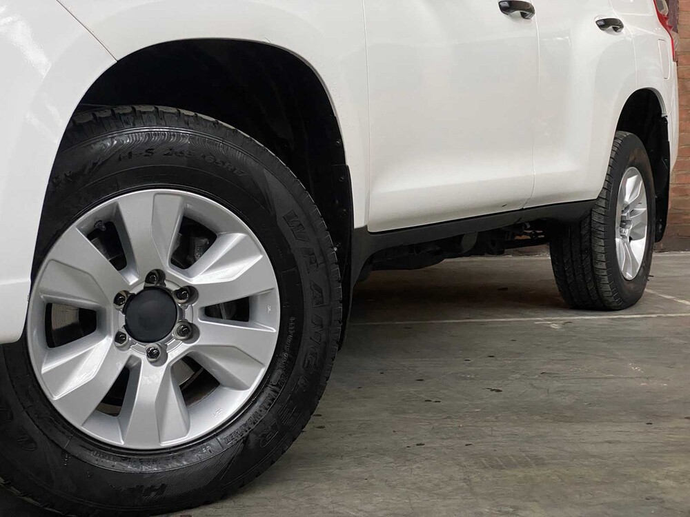 Toyota Land Cruiser 4x4 2.8D 177pk 2016