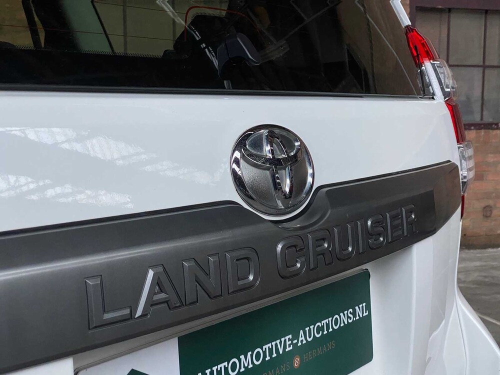 Toyota Land Cruiser 4x4 2.8D 177pk 2016