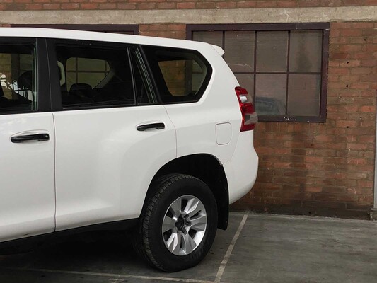 Toyota Land Cruiser 4x4 2.8D 177pk 2016