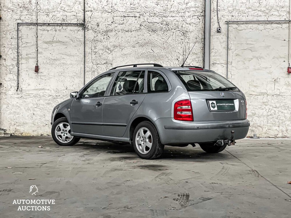 Skoda Fabia Combi 1.4-16V Elegance 75pk  -Orig. NL-, 01-LL-PD