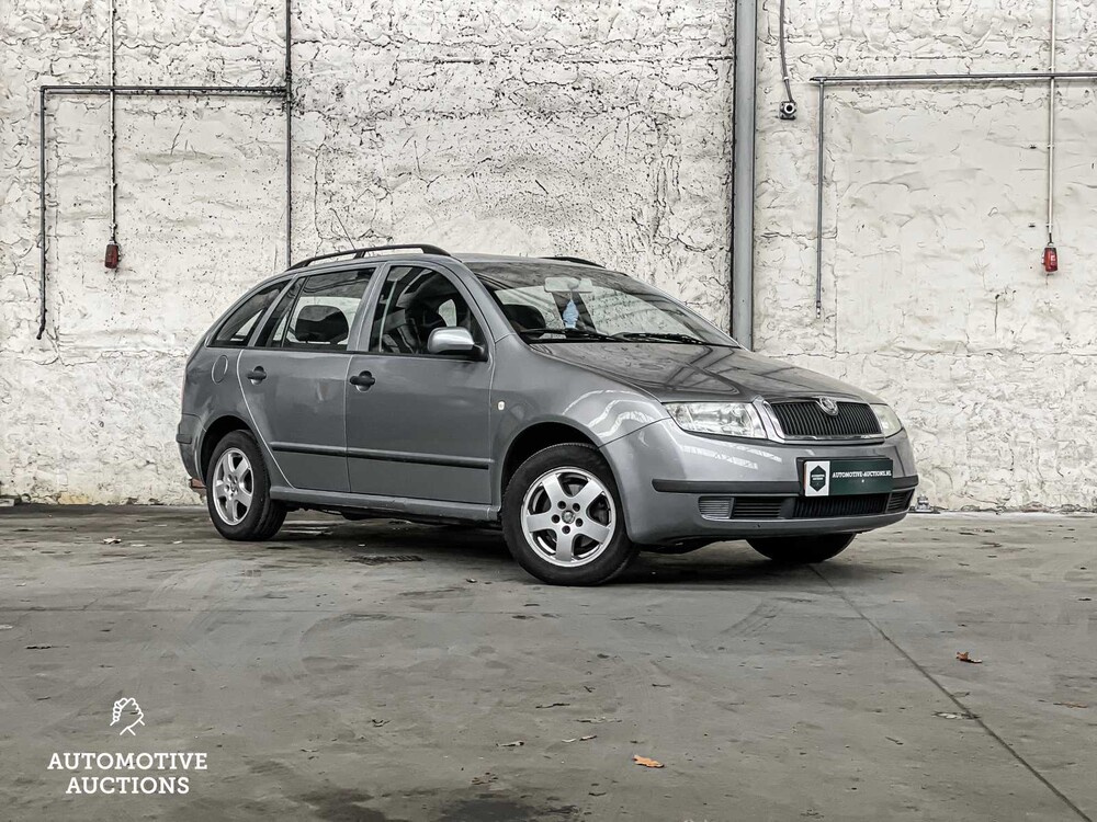 Skoda Fabia Combi 1.4-16V Elegance 75pk  -Orig. NL-, 01-LL-PD