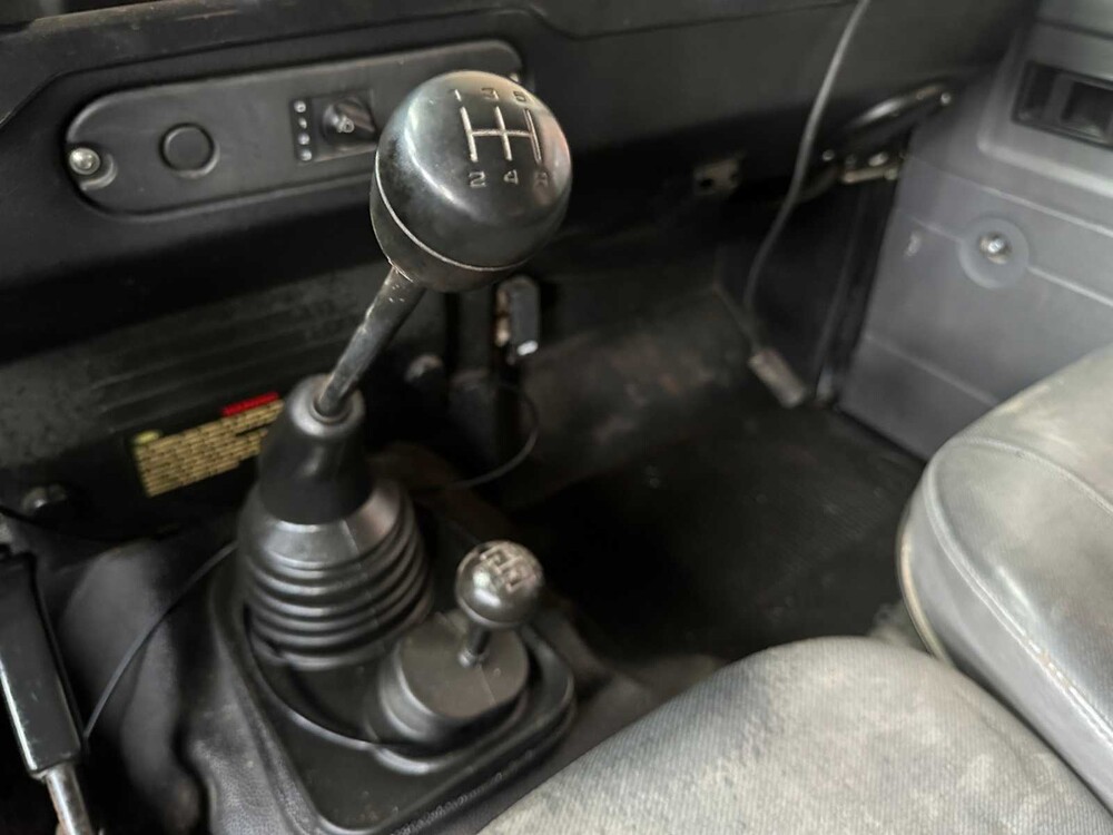 Land Rover Defender 2.5 TD5 130