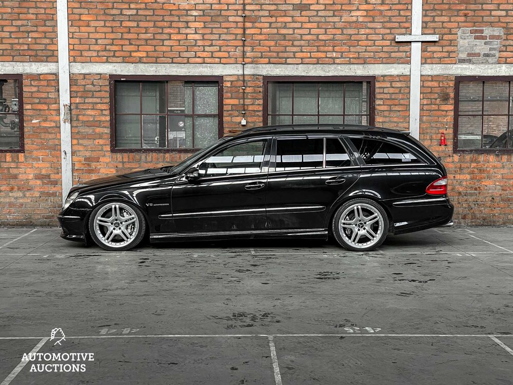 Mercedes-Benz E55 AMG Combi 5.5 V8 476PS 2005 -Youngtimer- 