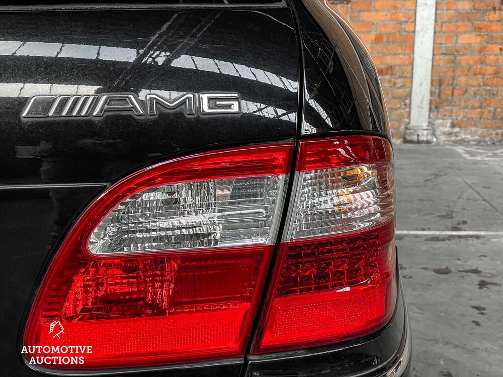 Mercedes-Benz E55 AMG Combi 5.5 V8 476PS 2005 -Youngtimer- 