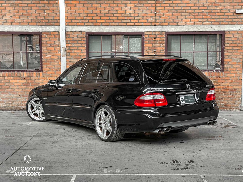 Mercedes-Benz E55 AMG Combi 5.5 V8 476PS 2005 -Youngtimer- 