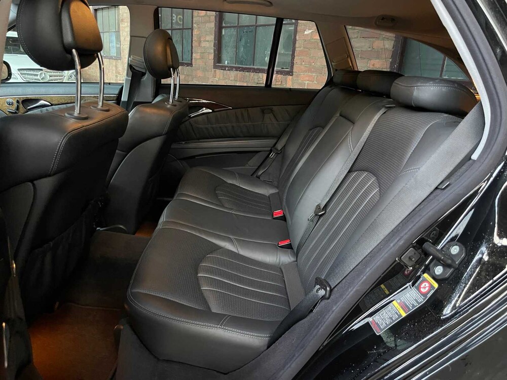 Mercedes-Benz E55 AMG Combi 5.5 V8 476PS 2005 -Youngtimer- 