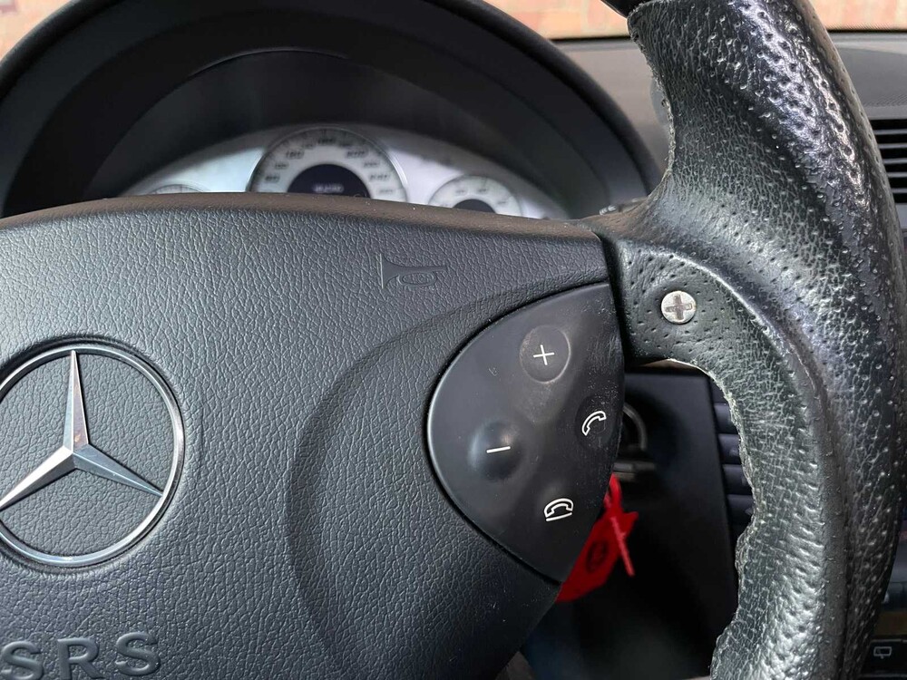 Mercedes-Benz E55 AMG Combi 5.5 V8 476PS 2005 -Youngtimer- 