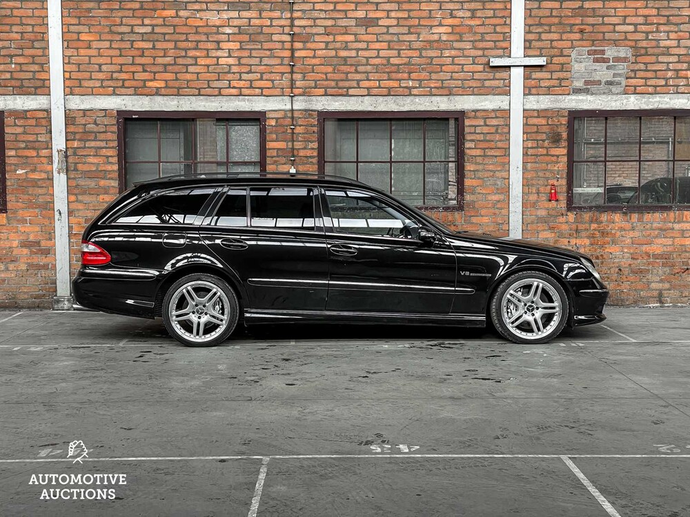 Mercedes-Benz E55 AMG Combi 5.5 V8 476PS 2005 -Youngtimer- 