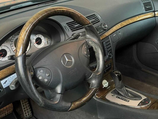 Mercedes-Benz E55 AMG Combi 5.5 V8 476pk 2005 -Youngtimer- 