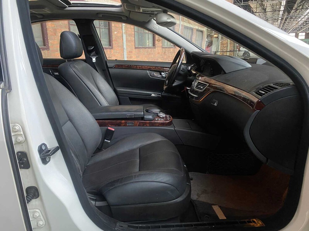 Mercedes-Benz S500 5.5 V8 388PS 2006 Youngtimer S-Klasse