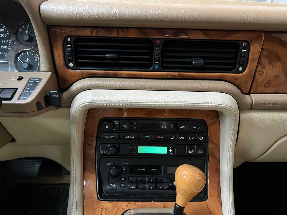 Jaguar Sovereign 3.2 210PS 1997, HD-309-N