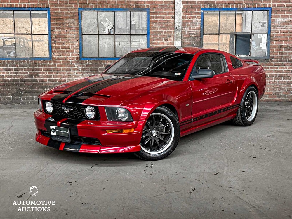 Ford Mustang Coupe 4.0 V6 Deluxe 212PS 2005 -Youngtimer-