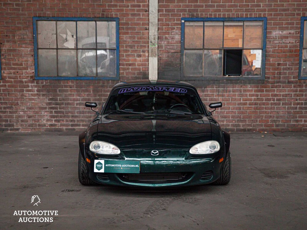 Mazda MX-5 1.6i Touring 220pk 2001, 27-XB-SP