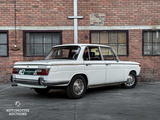 BMW 2000 TI 130PS 1972 -TII LOOK-