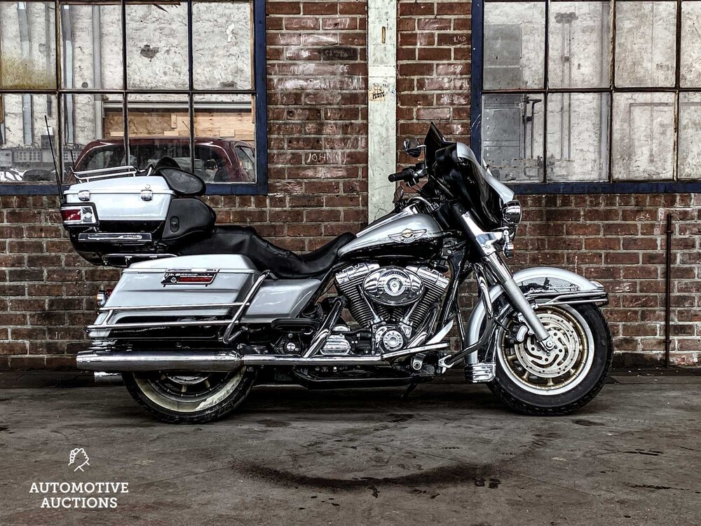 Harley Davidson FLHTCUI Electra Glide Ultra Classic Jubiläums-Motorkreuzer