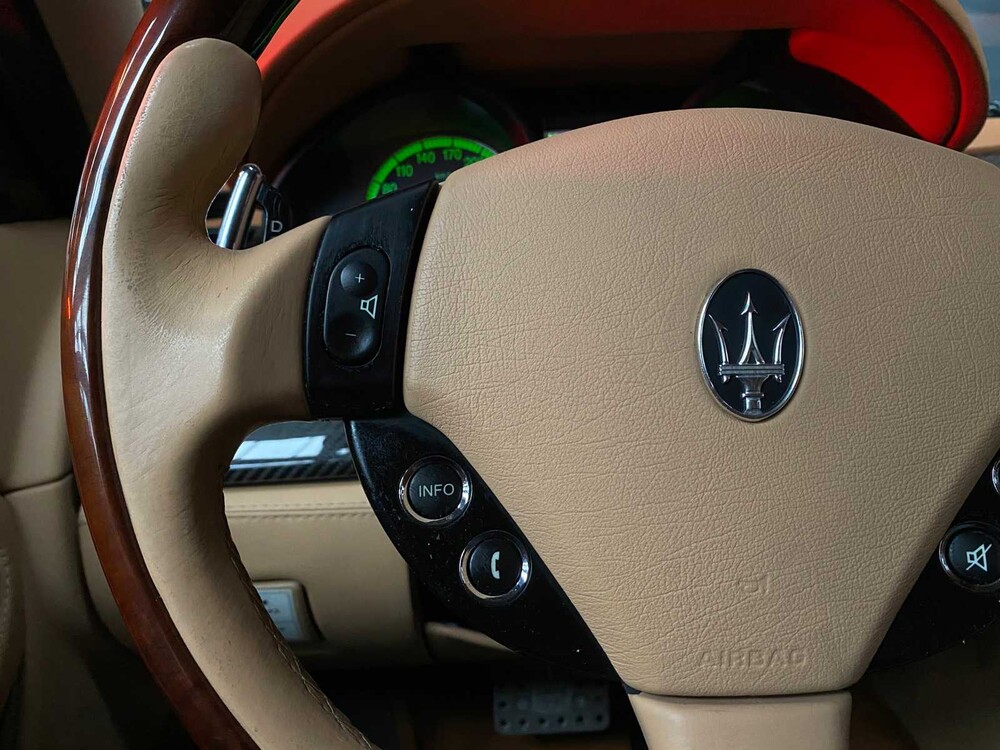 Maserati Quattroporte 4.2 V8 Sport GT 401PS ZF 2007